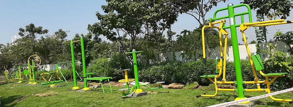 Outdoor gym equipment for parks with double air walker